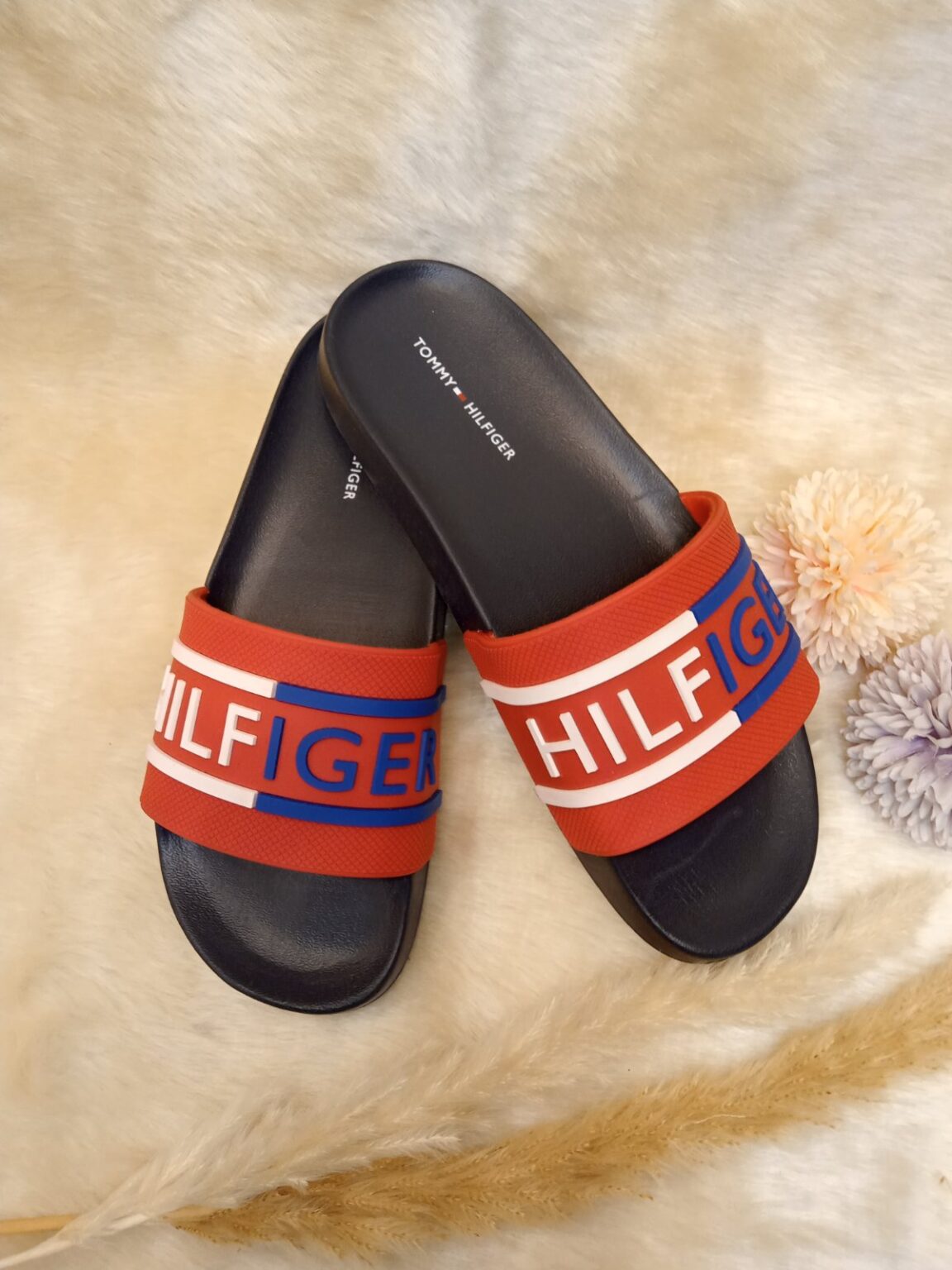 tommy hilfiger slides price