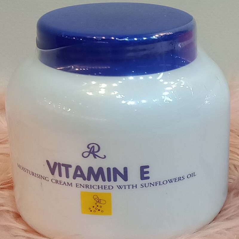 VITAMIN E MOISTURISING CREAM WITH ENRICH SUNFLOWER OIL Curate